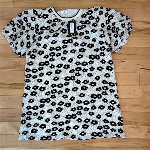 Black & White Floral mini dress- Crew Neck